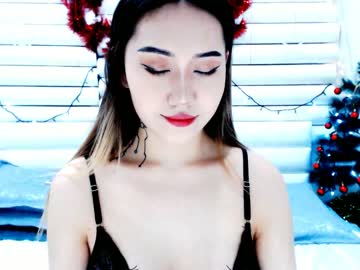 A transcendental beauty with a height of 178 cm makes her AV debut! Knocking in the vagina with wide open legs while stimulating a man's thing with too long legs iQoo