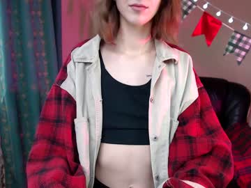 Stunning Japanese chick drops her clothes to show her small tits